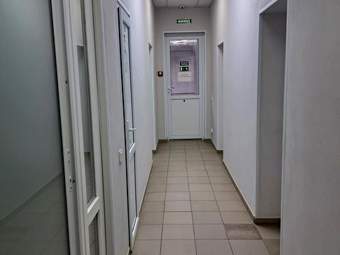 комерційна за адресою Чорних Запорожців вул. (Короленка), 25