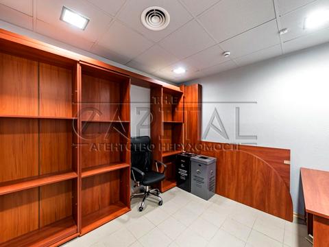 комерційна за адресою Велика Житомирська вул., 20-А
