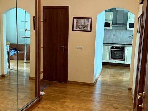 квартира за адресою Бориса Гмирі вул., 2