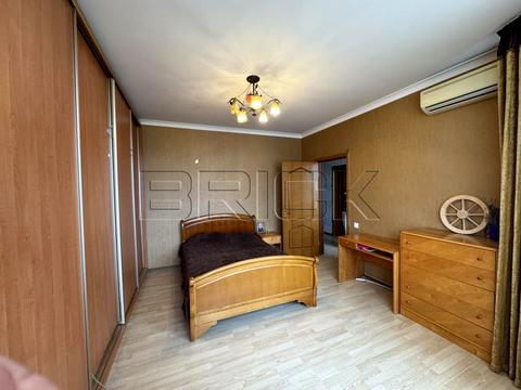 квартира за адресою Миколи Бажана просп., 1-М