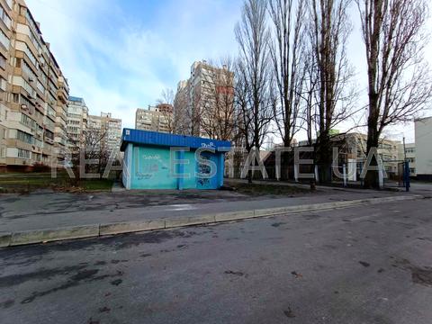 комерційна за адресою Здолбунівська вул., 7-А