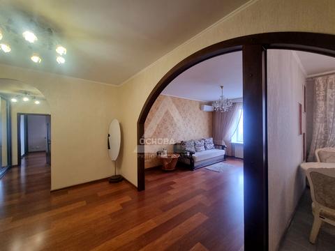 квартира за адресою Українська вул., 6-А