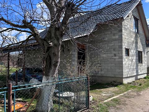 будинок за адресою Вишнева, 68