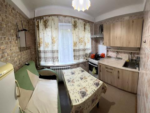 квартира за адресою Дніпровська вул., 8