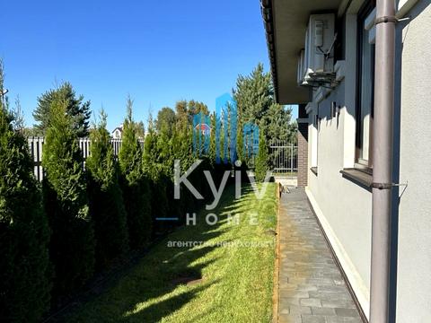 дом по адресу вул. Велика Набережна