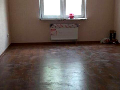 квартира за адресою Миколи Вінграновського вул., 2