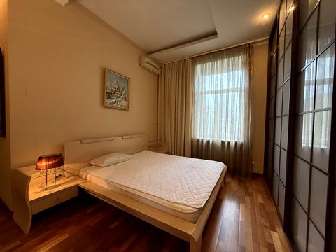квартира за адресою Предславинська вул., 24
