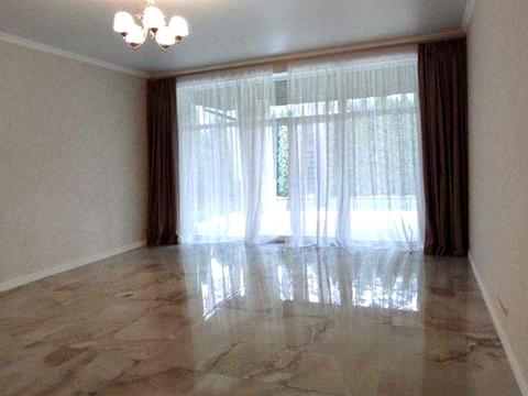 будинок за адресою Вишнева вул.