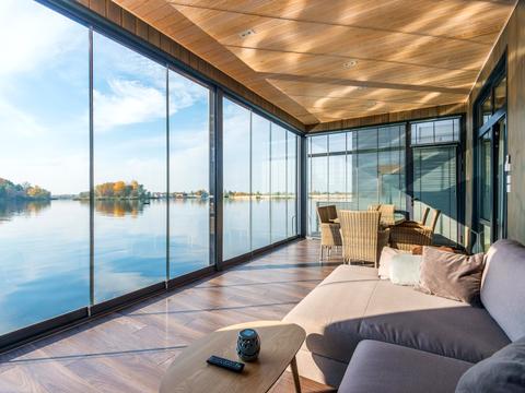 дом по адресу Центральна