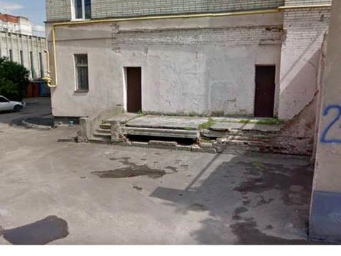 коммерческая по адресу Миколайчука ул., 24