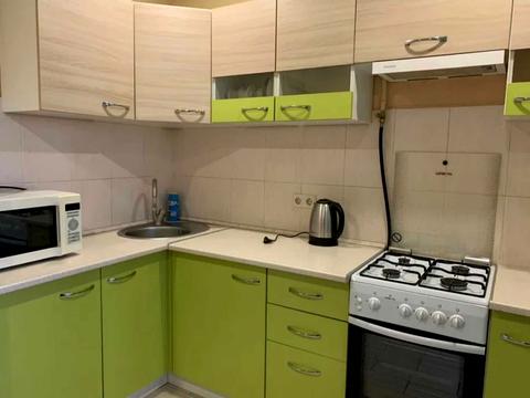 квартира за адресою Зарічанська вул., 10