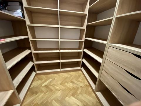 будинок за адресою Анатолія Солов'яненка вул.