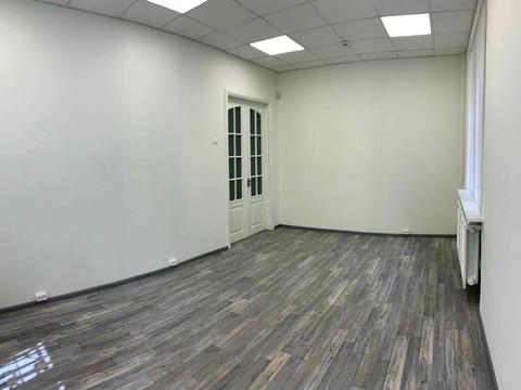 коммерческая по адресу Николая Михновского бульв. (Дружбы народов), 17/5