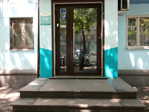 комерційна за адресою Сталеварів вул., 26