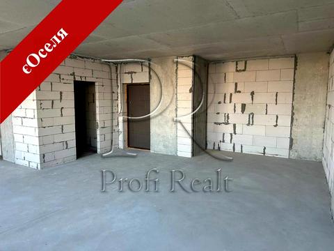 квартира за адресою Любомира Гузара просп. (Космонавта Комарова), 15а