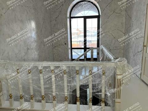 будинок за адресою центральна, 1