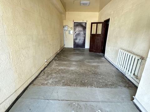 комерційна за адресою Вільної Ічкерії вул. (Волгоградська), 4