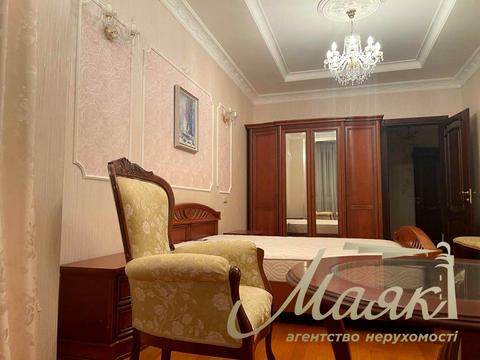квартира за адресою Інститутська вул., 18