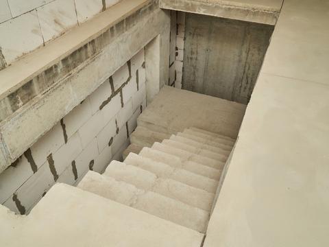 коммерческая по адресу Инглези ул. (25-ї Чапаєвської Дивізії), 2
