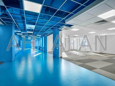 комерційна за адресою Київ, Жилянська вул., 75