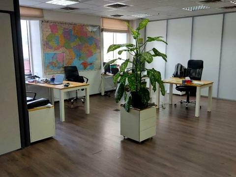 комерційна за адресою Жилянська вул., 75