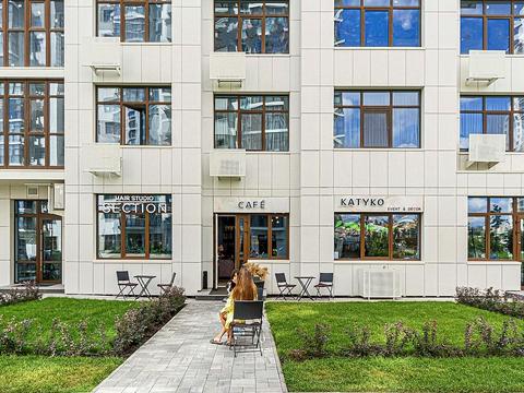комерційна за адресою Андрія Верхогляда вул. (Михайла Драгомирова), 19-Б