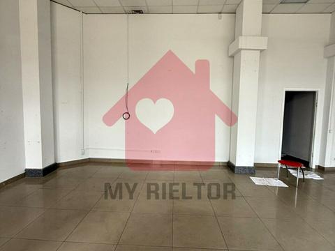 комерційна за адресою Корятовича пл., 5