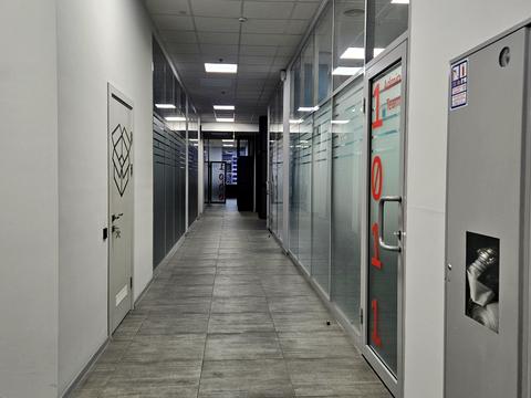 комерційна за адресою Борщагівська вул., 154