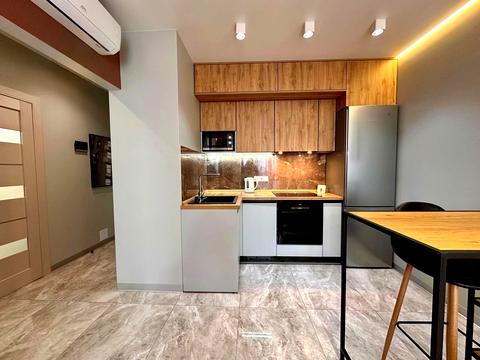 квартира за адресою Салютна вул., 2к8