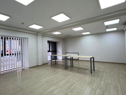 комерційна за адресою Олеся Гончара вул., 79