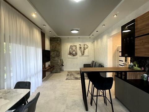 дом по адресу Академическая ул.