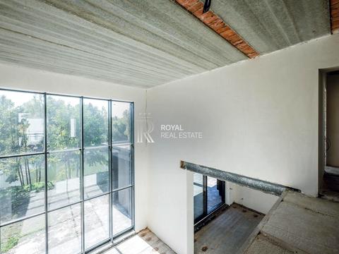 дом по адресу шкільна, 6