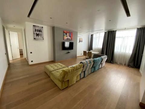 квартира по адресу Жилянская ул., 118