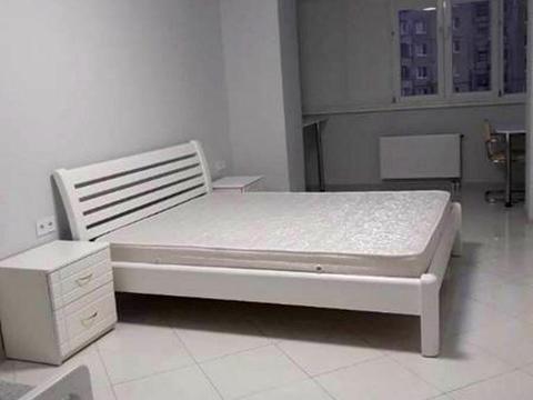 квартира за адресою Анни Ахматової вул., 13-Д