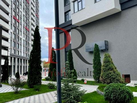 квартира за адресою Любомира Гузара просп. (Космонавта Комарова), 15