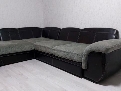 квартира за адресою Олени Пчілки вул., 4