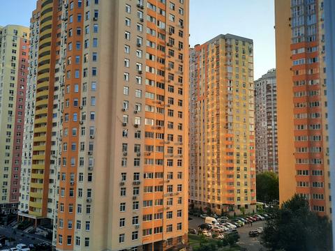 квартира за адресою Сім'ї Кульженків вул. (Петра Дегтяренка), 35