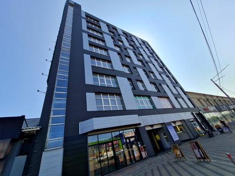 комерційна за адресою Степана Бандери просп. (Московський), 8