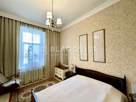 квартира по адресу Шота Руставели ул., 32