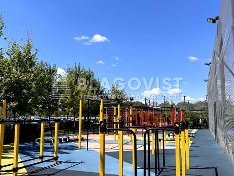квартира за адресою Салютна вул., 2к18
