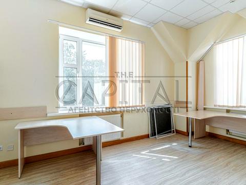 комерційна за адресою Саксаганського вул., 67