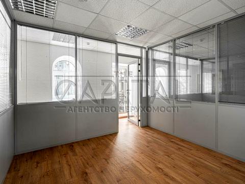 комерційна за адресою Київ, Івана Франка вул., 29