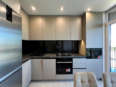 квартира за адресою Флотська вул., 10б
