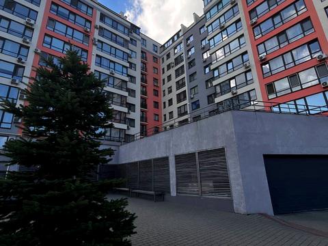 паркомісце за адресою Малоголосківська вул., 12в