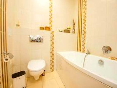 квартира за адресою Ромашкова вул., 10б