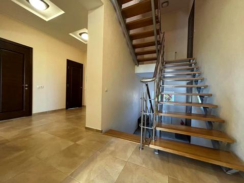 дом по адресу Виноградна