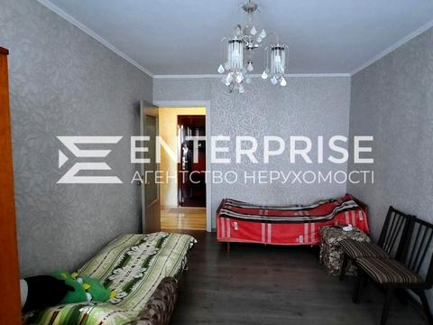 квартира за адресою Академіка Глушкова просп., 26