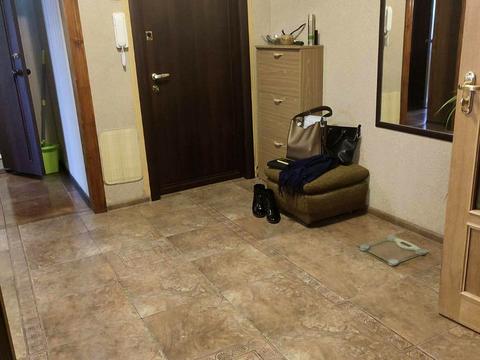 квартира по адресу Червоной Калины просп. (Владимира Маяковского), 4