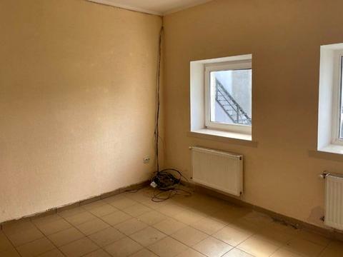 комерційна за адресою Романа Шухевича вул. (Курчатова), 103