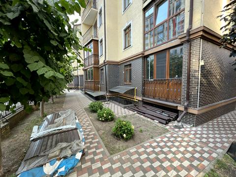 коммерческая по адресу Западная ул., 6
